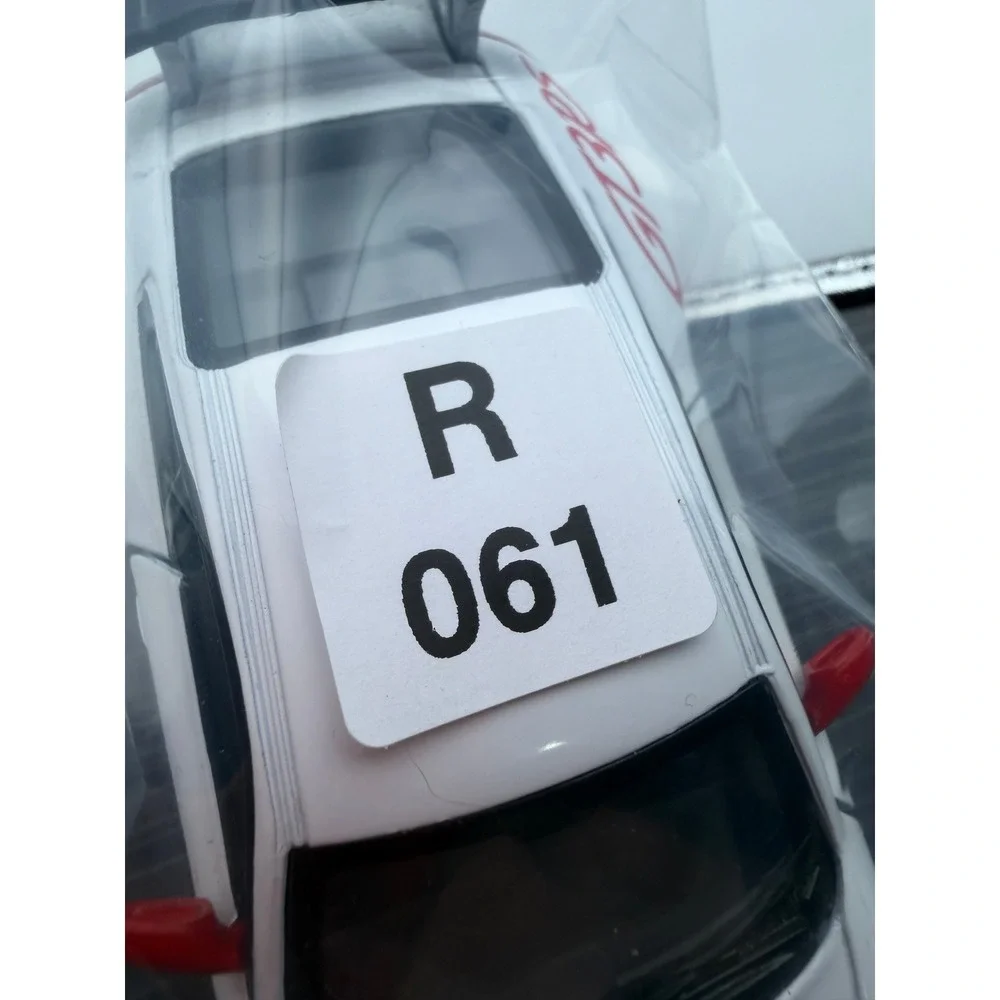 Kinsmart Porsche 911 GT3 RS White Red 1/36 Scale Diecast Model Car 5352D